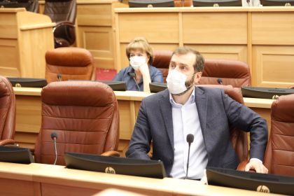 Первое заседание депутатского штаба по предупреждению распространения коронавируса провел Александр Ведерников 